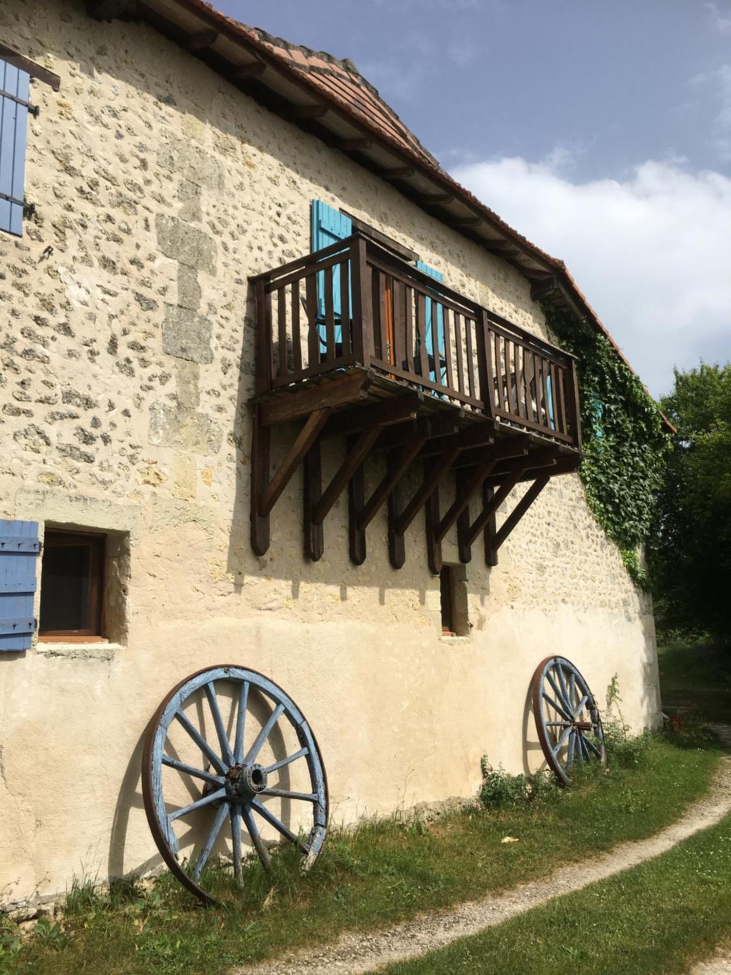 Katy'S Barn Villa Saint-Aulaye-Puymangou Exterior photo